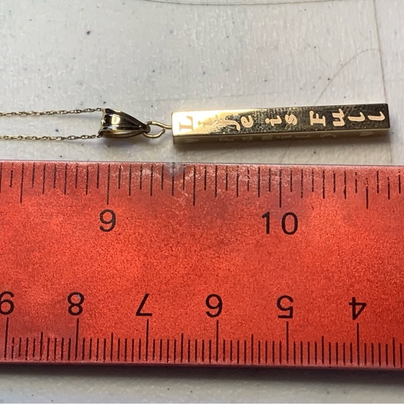 10k solid Michael Anthony Family/Faith/Friends/ Full of Life Pendant Necklace! - Picture 9 of 16